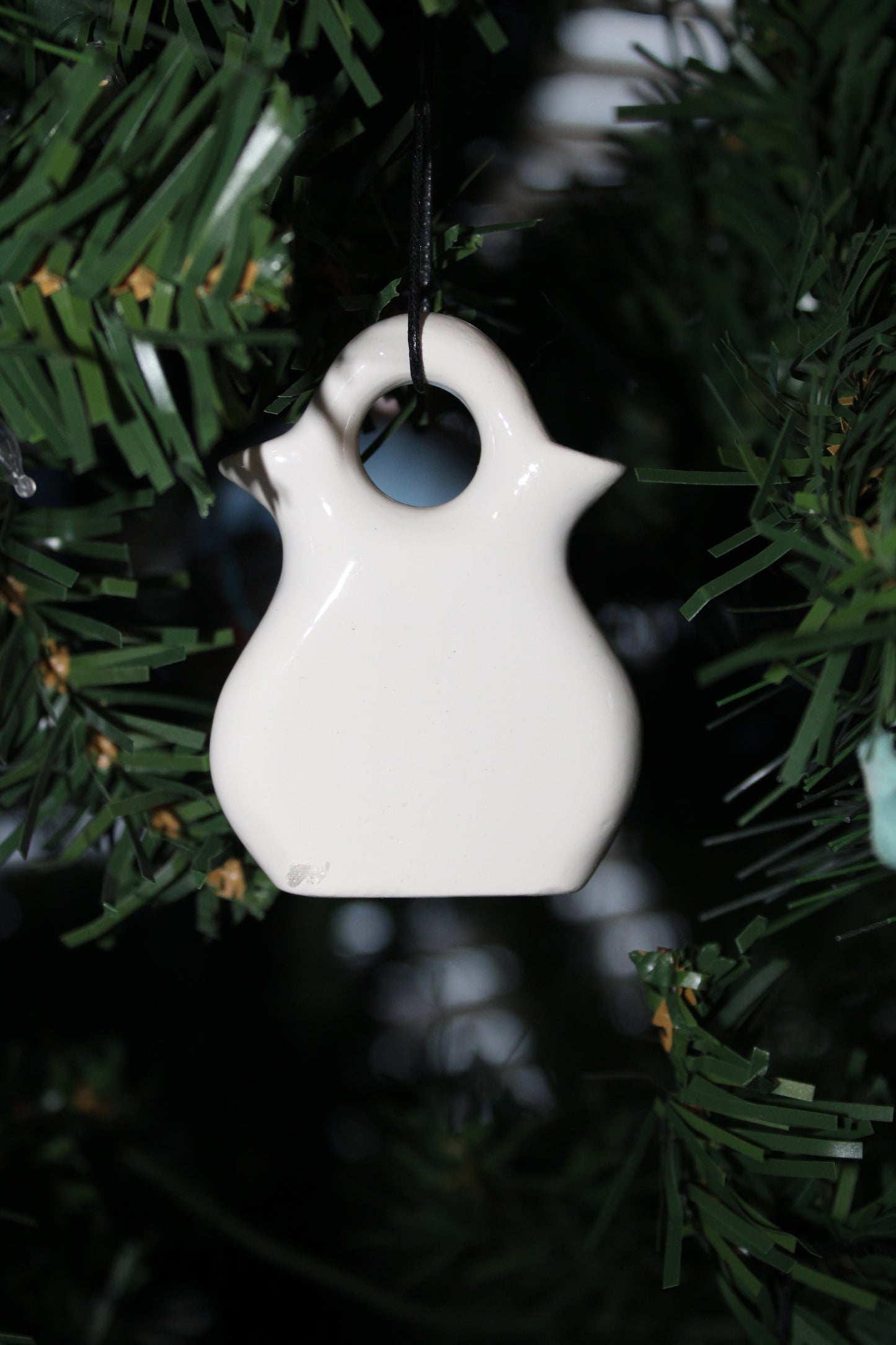 Wedding Vase Christmas Ornament with Yei Design